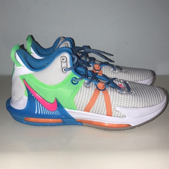 Lebron Witness 7 ‘Grey Fog’ - Picture 2 of 4